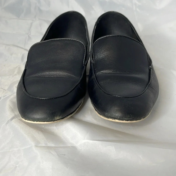 MICHAEL Michael Kors Black Genuine Leather Flat Loafers Gold Logo Heel Size 8M - Picture 3 of 13